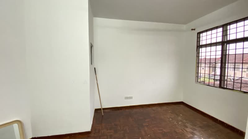 Terraced House for Sale in Bandar Putra Permai (Seri Kembangan) - Xann Chua - PropertyGuru.com.my