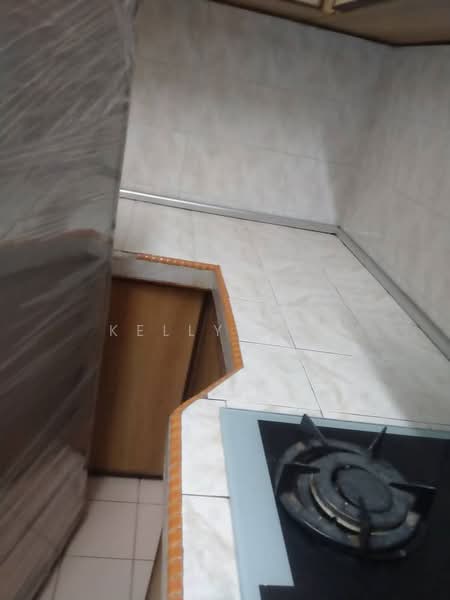 Condominium for Rent at Bayu Tasik 1 - Kelly Kok - Kitchen - PropertyGuru.com.my