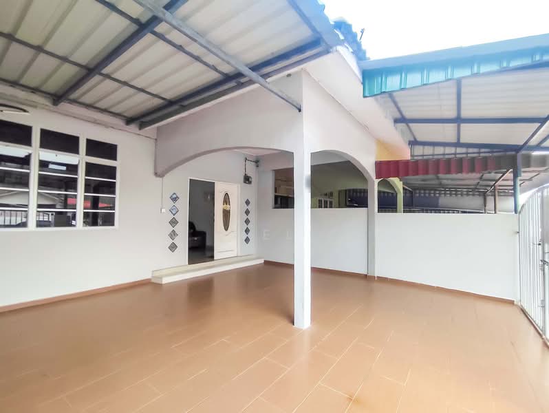 Rumah Teres 1 Tingkat untuk Dijual di Indera Mahkota 2 (Kuantan) - N. Melisa - Exterior - PropertyGuru.com.my