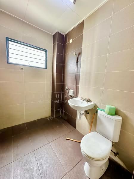 2-storey Terraced House for Sale in Bandar Puteri (Klang) - Zulhaikal Asmadee - Bathroom - PropertyGuru.com.my