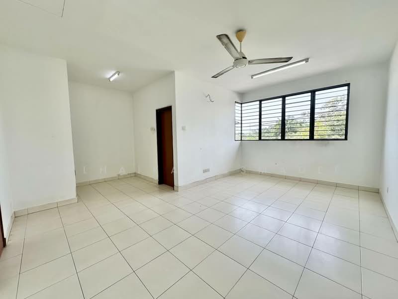 2-storey Terraced House for Sale in Bandar Puteri (Klang) - Zulhaikal Asmadee - Living Room - PropertyGuru.com.my