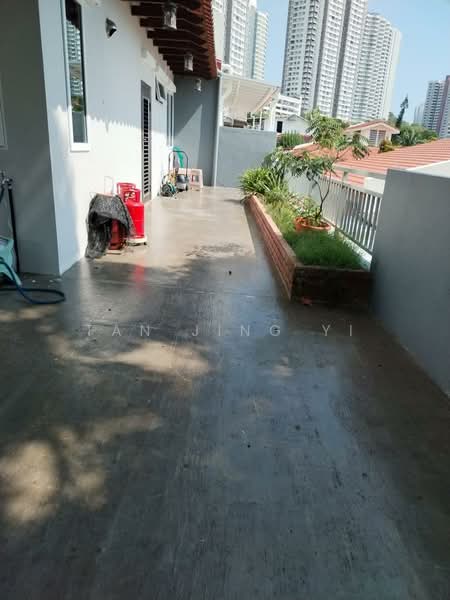 Semi-Detached House for Sale in Tanjung Bungah (Penang) - Tan Jing Yi - Exterior - PropertyGuru.com.my