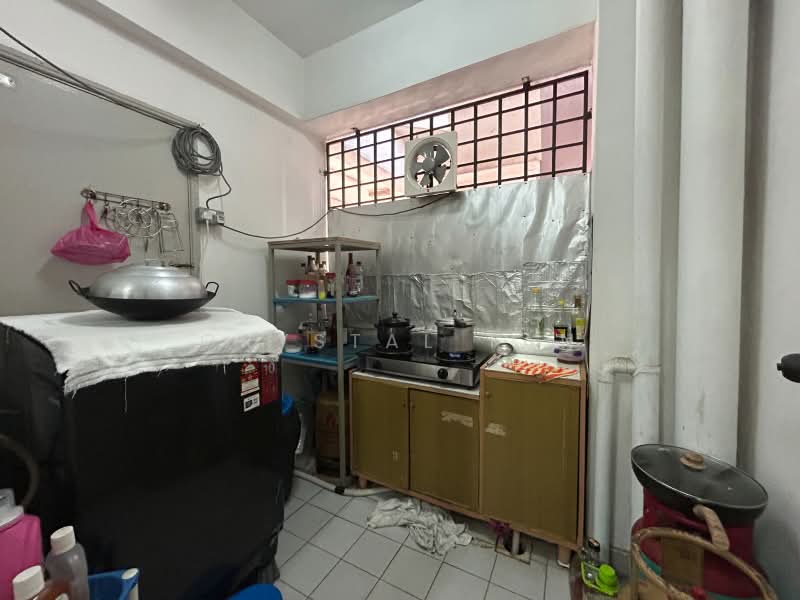 Tanah Kediaman untuk Dijual di Taman Stulang Laut (Johor Bahru) - Crystal Tan - Kitchen - PropertyGuru.com.my
