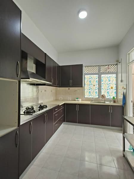 Kondominium untuk Dijual di Coastal Tower - Alston Loh - Kitchen - PropertyGuru.com.my