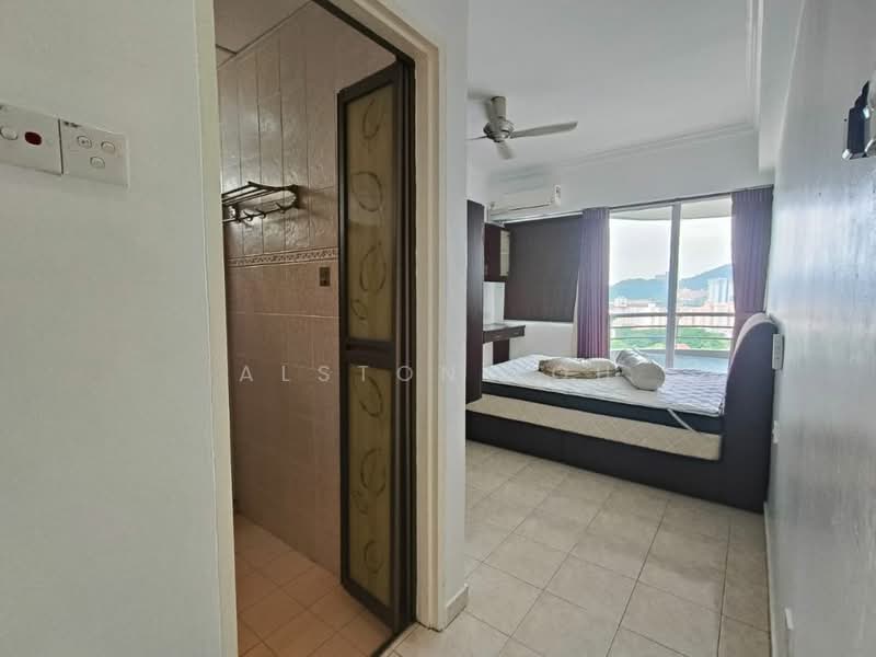 Kondominium untuk Dijual di Coastal Tower - Alston Loh - Bedroom - PropertyGuru.com.my