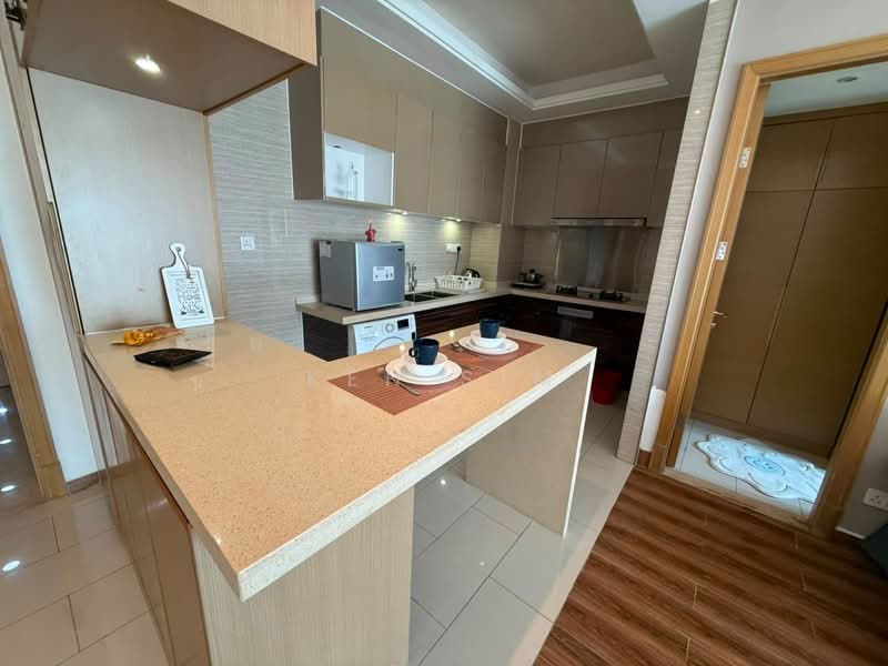 Servis Apartment untuk Disewa di R&F Princess Cove Phase 1 - Ken Sim - Kitchen - PropertyGuru.com.my