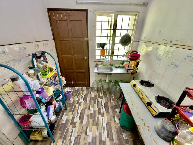 Townhouse for Sale in Taman Melati (Setapak) - Azli Ibrahim - Kitchen - PropertyGuru.com.my