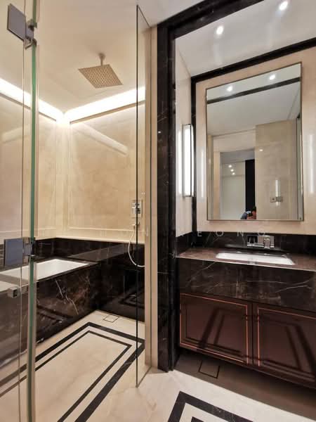 Kediaman Servis untuk Dijual di Pavilion Suites - Ng Hon Keong - Bathroom - PropertyGuru.com.my