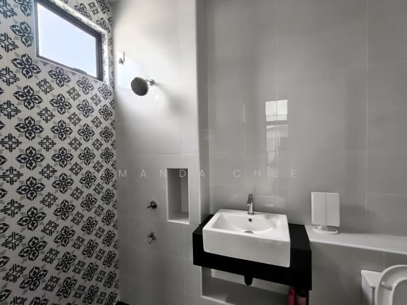 Rumah Teres untuk Dijual di Kota Masai (Pasir Gudang) - Amanda Chee - Bathroom - PropertyGuru.com.my