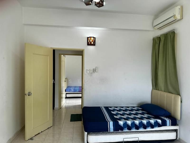 Kondominium untuk Dijual di Coastal Tower - Alston Loh - Bedroom - PropertyGuru.com.my