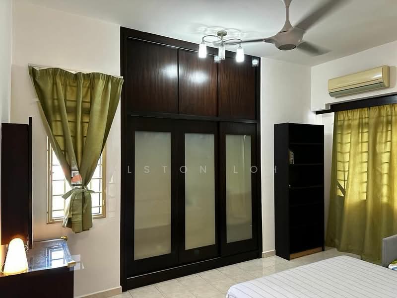 Kondominium untuk Dijual di Coastal Tower - Alston Loh - Bedroom - PropertyGuru.com.my
