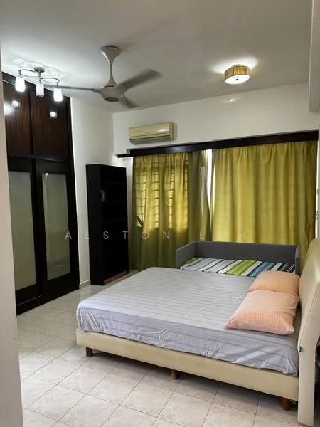 Kondominium untuk Dijual di Coastal Tower - Alston Loh - Bedroom - PropertyGuru.com.my
