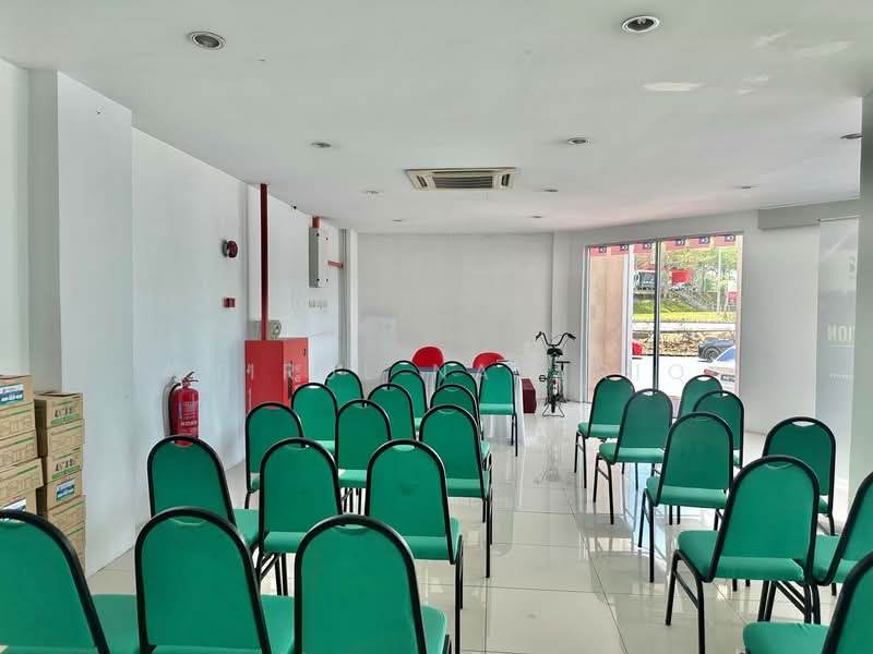 Retail Office for Rent in Nilai (Negeri Sembilan) - Amirul Nasyriq - Interior - PropertyGuru.com.my