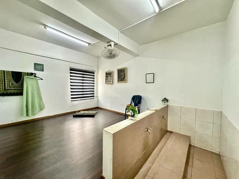 Retail Office for Rent in Nilai (Negeri Sembilan) - Amirul Nasyriq - Interior - PropertyGuru.com.my