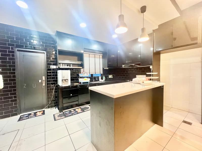 2-storey Terraced House for Sale in Setia Alam (Selangor) - Zulhaikal Asmadee - Kitchen - PropertyGuru.com.my