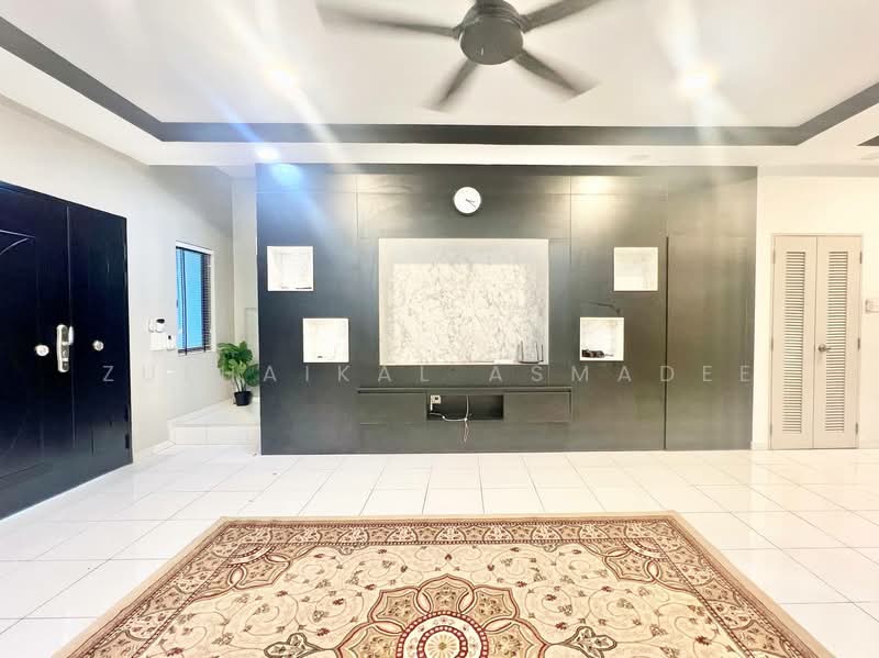 2-storey Terraced House for Sale in Setia Alam (Selangor) - Zulhaikal Asmadee - Living Room - PropertyGuru.com.my