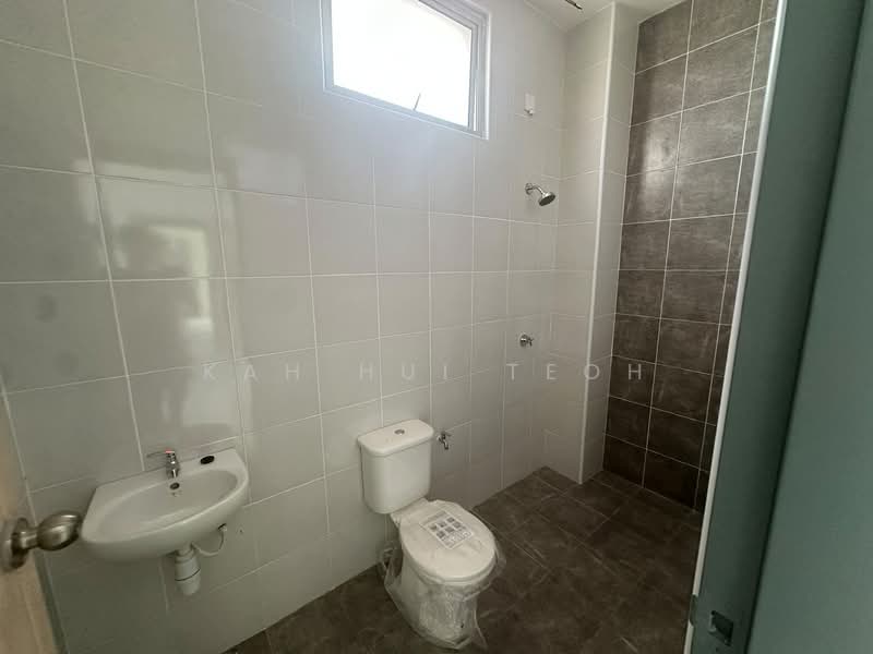 2-storey Terraced House for Rent in Kulim (Kedah) - Kah Hui Teoh - Bathroom - PropertyGuru.com.my