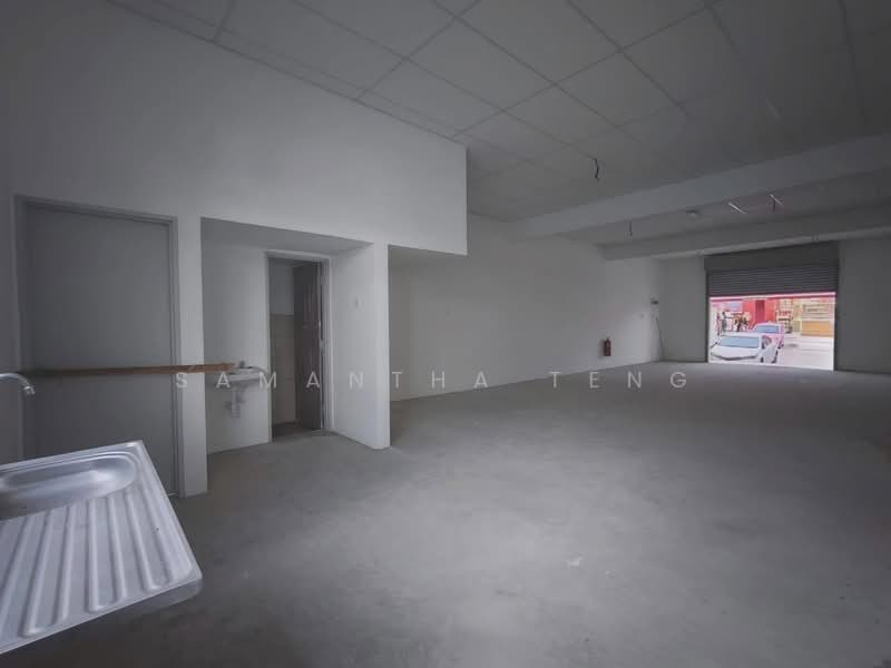 Shop / Office for Rent in Taman Gaya (Ulu Tiram) - Samantha Teng - PropertyGuru.com.my