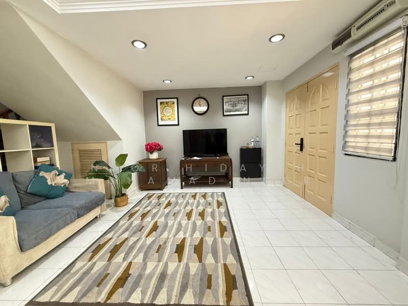 Rumah Teres 2 Tingkat untuk Dijual di Kota Damansara (Selangor) - Noor Hidayah Mohamad Noor - Living Room - PropertyGuru.com.my