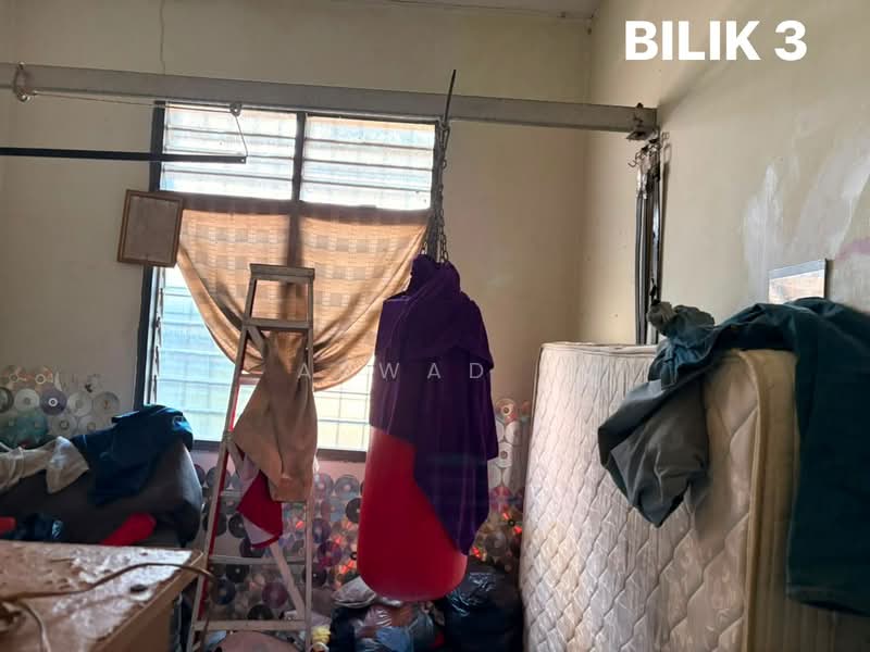 Rumah Teres untuk Dijual di Taman Rakyat Mergong (Alor Setar) - Aswad . - Bedroom - PropertyGuru.com.my
