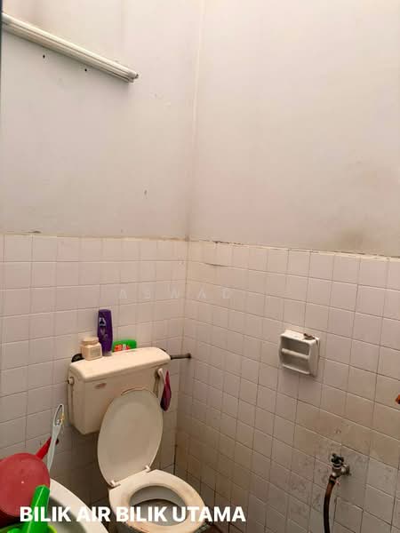 Rumah Teres untuk Dijual di Taman Rakyat Mergong (Alor Setar) - Aswad . - Bathroom - PropertyGuru.com.my