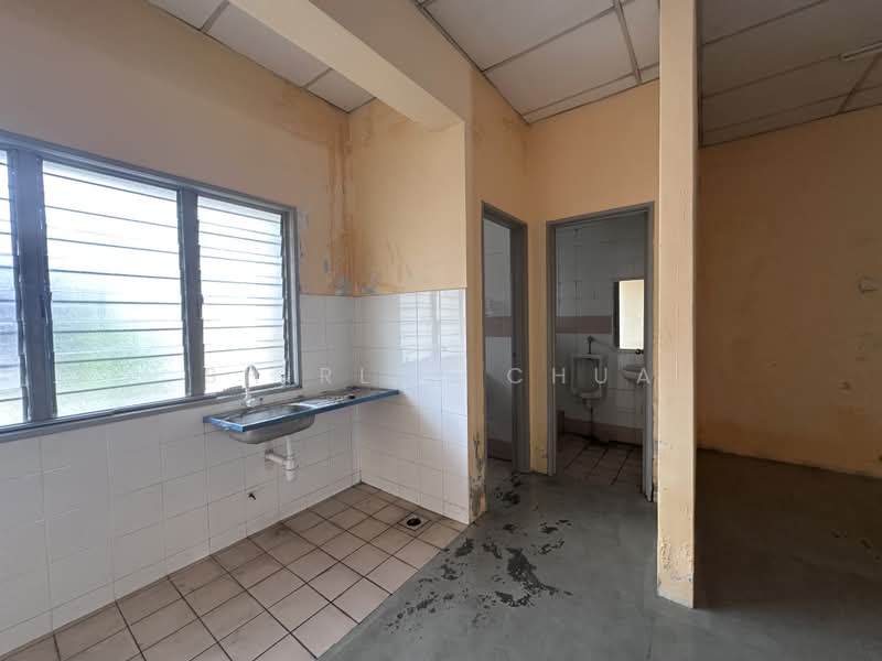 Shop / Office for Rent in Putra Heights (Subang Jaya) - Shirley Chua - Kitchen - PropertyGuru.com.my