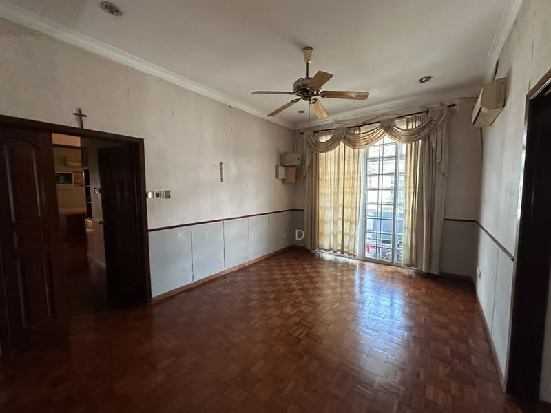 Rumah Berkembar untuk Dijual di Taman Suria (Johor Bahru) - Kyle Das - PropertyGuru.com.my