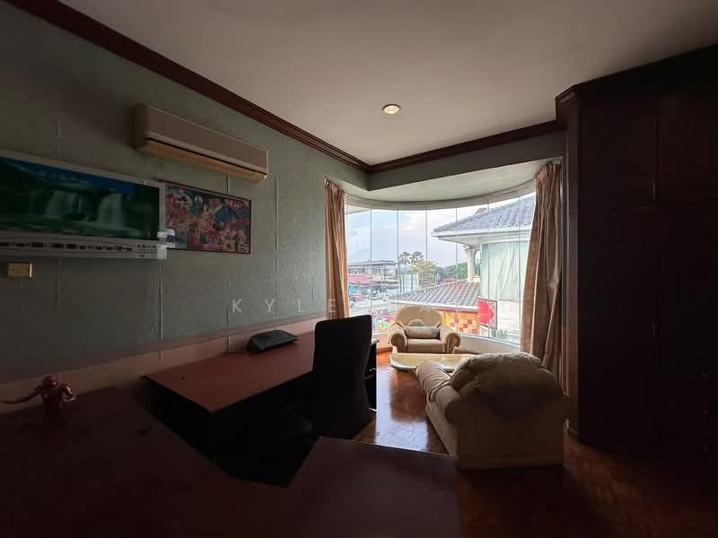 Rumah Berkembar untuk Dijual di Taman Suria (Johor Bahru) - Kyle Das - PropertyGuru.com.my