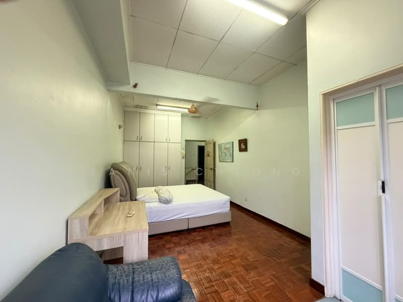 Rumah Teres 2 Tingkat untuk Dijual di Bandar Sri Damansara (Selangor) - Yanis Cheong - Bedroom - PropertyGuru.com.my