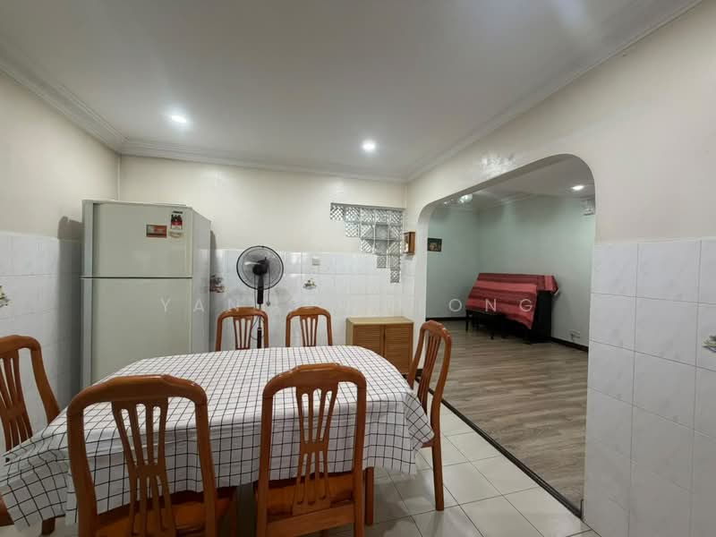 Rumah Teres 2 Tingkat untuk Dijual di Bandar Sri Damansara (Selangor) - Yanis Cheong - Dining Room - PropertyGuru.com.my