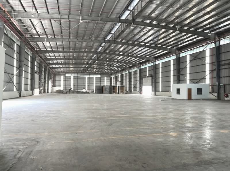 Warehouse for Rent in Taman Perindustrian Subang (Subang Jaya) - Ravanne Chong - Interior - PropertyGuru.com.my