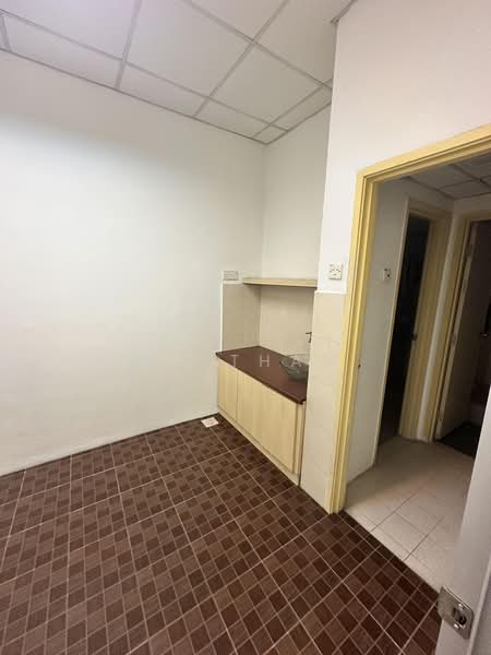 Shop / Office for Sale in Bandar Baru Permas Jaya (Permas Jaya) - Ms Tham - PropertyGuru.com.my