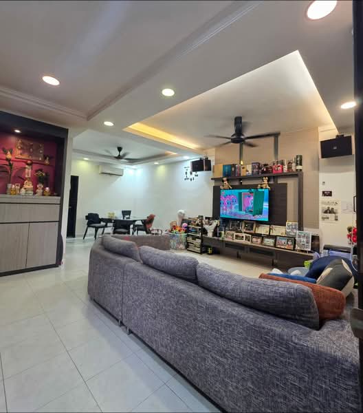 Rumah Teres 2 Tingkat untuk Dijual di Taman Seri Orkid (Skudai) - Fynn Thye - Living Room - PropertyGuru.com.my