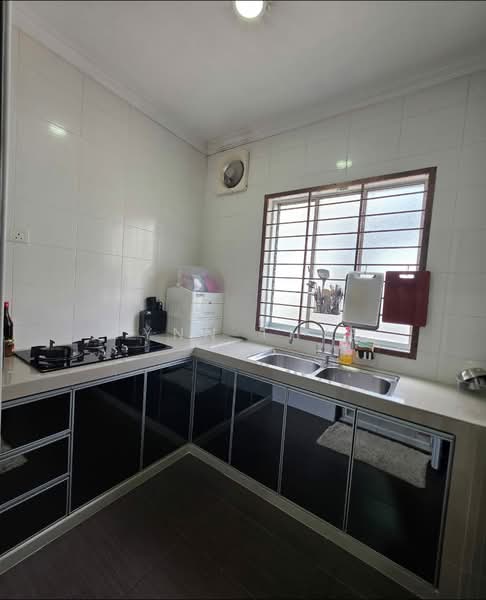 Rumah Teres 2 Tingkat untuk Dijual di Taman Seri Orkid (Skudai) - Fynn Thye - Kitchen - PropertyGuru.com.my