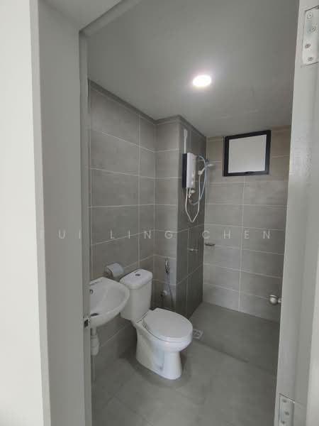 Kondominium untuk Dijual di Mizumi Residences - Fui Ling Chen - Bathroom - PropertyGuru.com.my