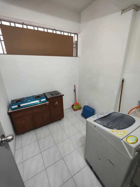 Apartment for Sale at Halaman Kristal - Eva Liew - Kitchen - PropertyGuru.com.my