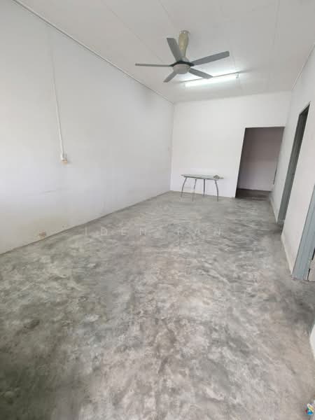 Rumah Teres 1 Tingkat untuk Dijual di Taman Ungku Tun Aminah (Skudai) - Iden Tan - Interior - PropertyGuru.com.my
