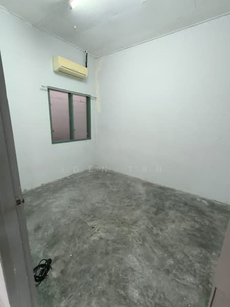 Rumah Teres 1 Tingkat untuk Dijual di Taman Ungku Tun Aminah (Skudai) - Iden Tan - Interior - PropertyGuru.com.my