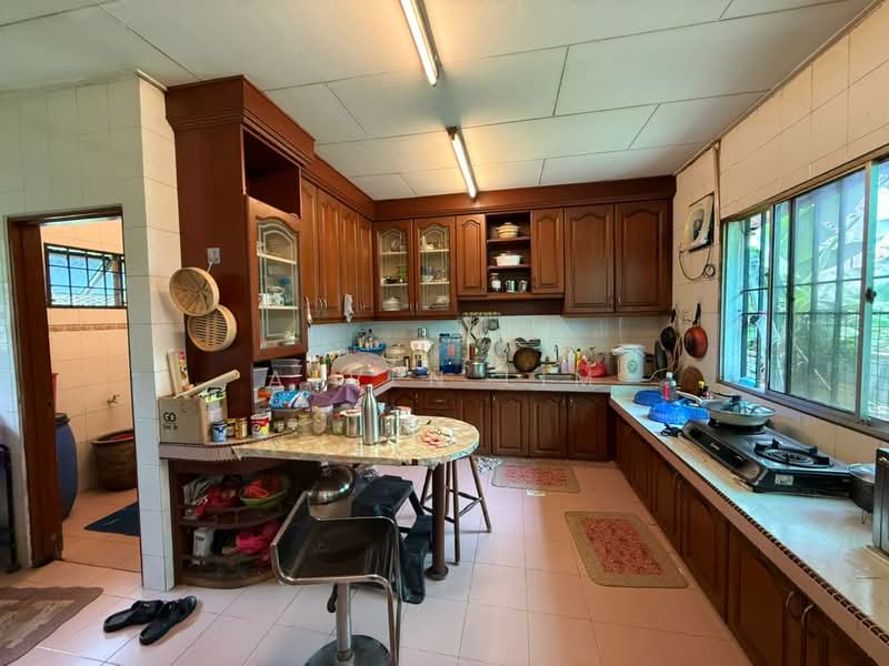 2-storey Terraced House for Sale in Taman Bukit Maluri (Kepong) - Alven Lim - Kitchen - PropertyGuru.com.my