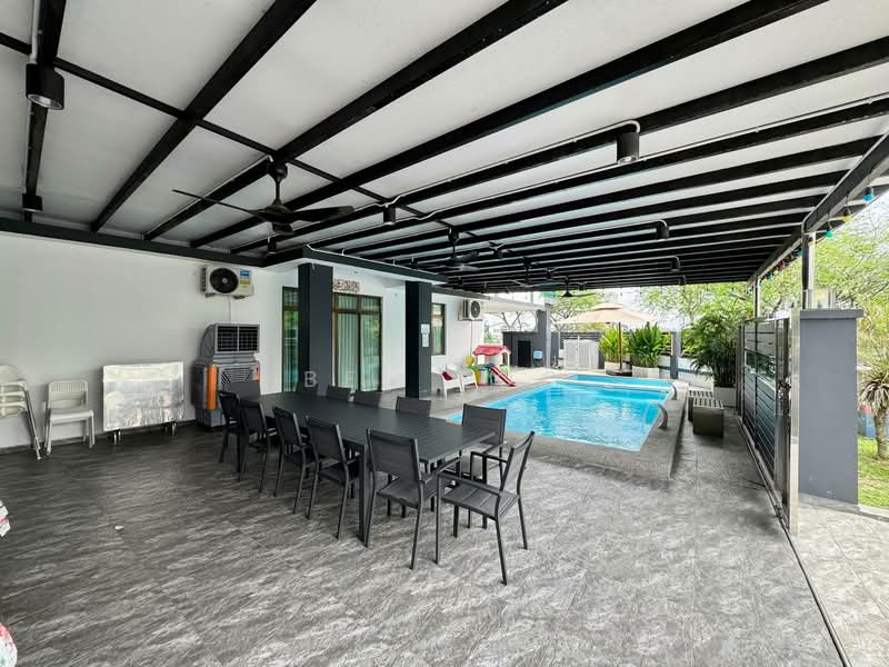 2-storey Terraced House for Sale in Taman Dato Onn (Johor Bahru) - Ben Foo - Pool - PropertyGuru.com.my