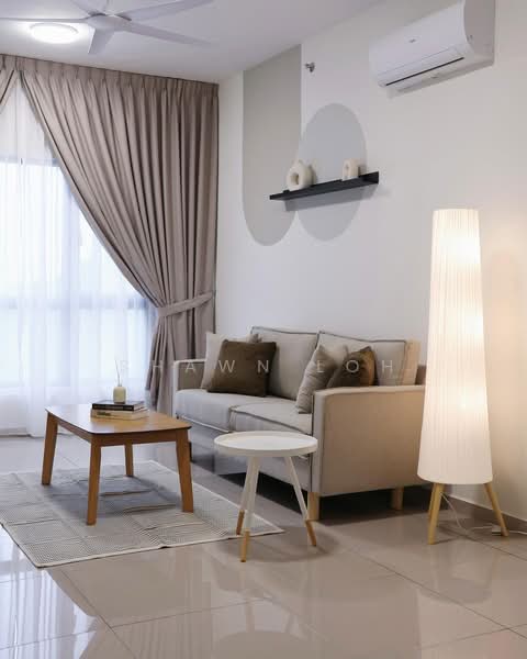 Kediaman Servis untuk Disewa di D'Quince Residences - Shawn Loh - Living Room - PropertyGuru.com.my