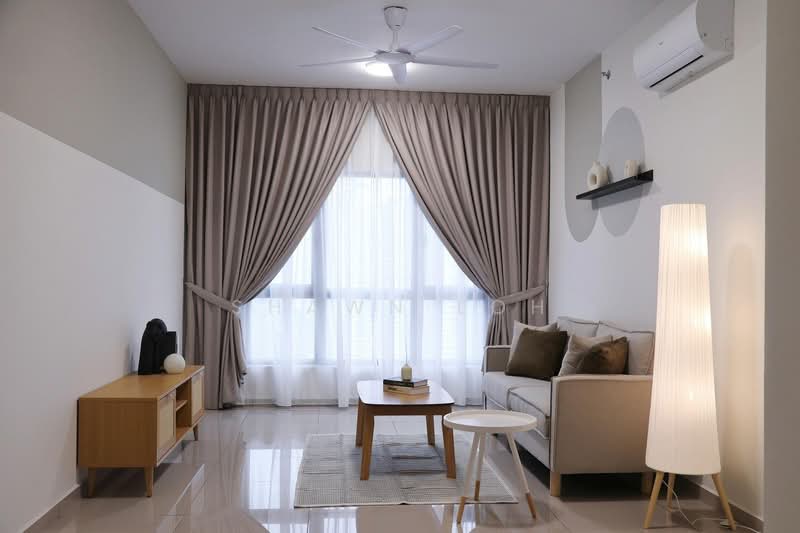 Kediaman Servis untuk Disewa di D'Quince Residences - Shawn Loh - Living Room - PropertyGuru.com.my
