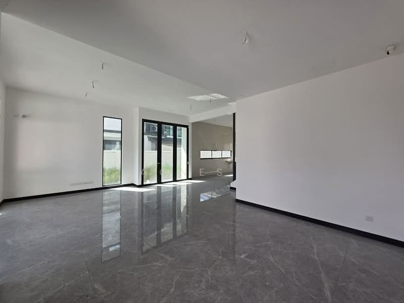 Semi-Detached House for Sale in Setia Tropika (Johor Bahru) - Agnes . - PropertyGuru.com.my