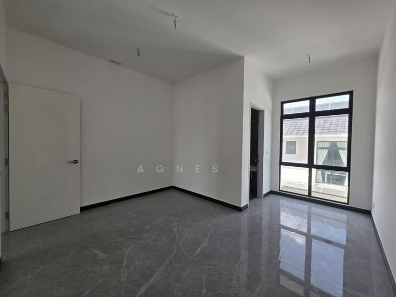 Semi-Detached House for Sale in Setia Tropika (Johor Bahru) - Agnes . - PropertyGuru.com.my
