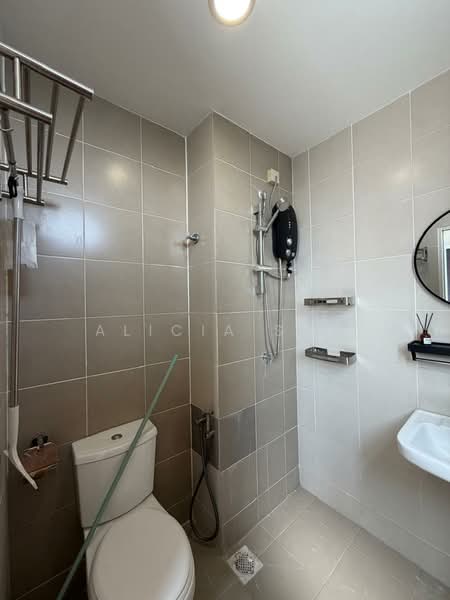 Service Residence for Sale at Suria Putra - Alicia Soo - Bathroom - PropertyGuru.com.my