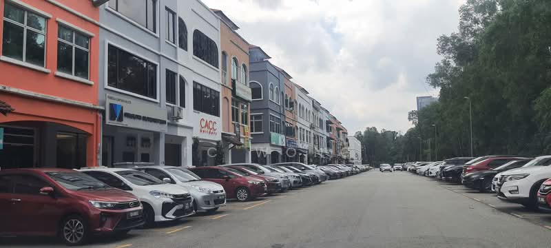 Shop for Rent in Bandar Puteri Puchong (Puchong) - FC Wong - Exterior - PropertyGuru.com.my
