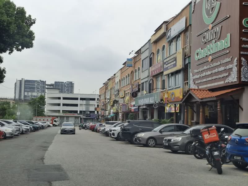 Shop for Rent in Bandar Puteri Puchong (Puchong) - FC Wong - Exterior - PropertyGuru.com.my