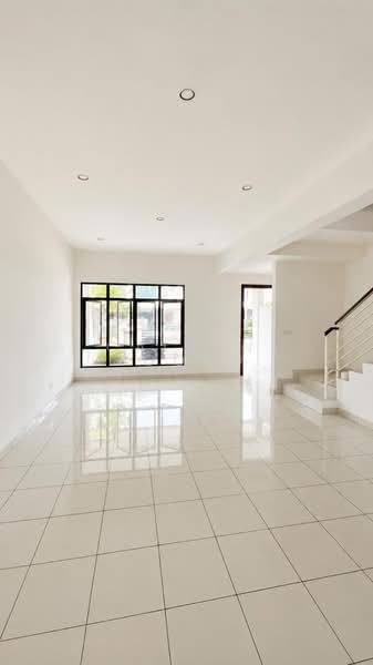 Rumah Teres 2-Tingkat untuk Dijual di M Residence 2 (Rawang) - Calynn Yoong - Living Room - PropertyGuru.com.my