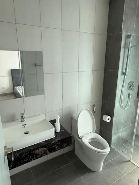 Servis Apartment untuk Disewa di Ruby Seapark - JY Yap - Bathroom - PropertyGuru.com.my