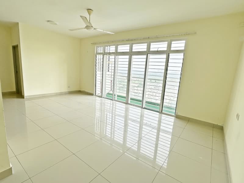 Kondominium untuk Dijual di Dwiputra Residences - Wendy Boon - Living Room - PropertyGuru.com.my